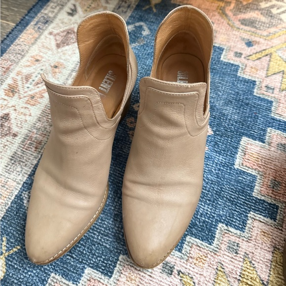 Silent D tan leather ankle boot - Picture 7 of 8